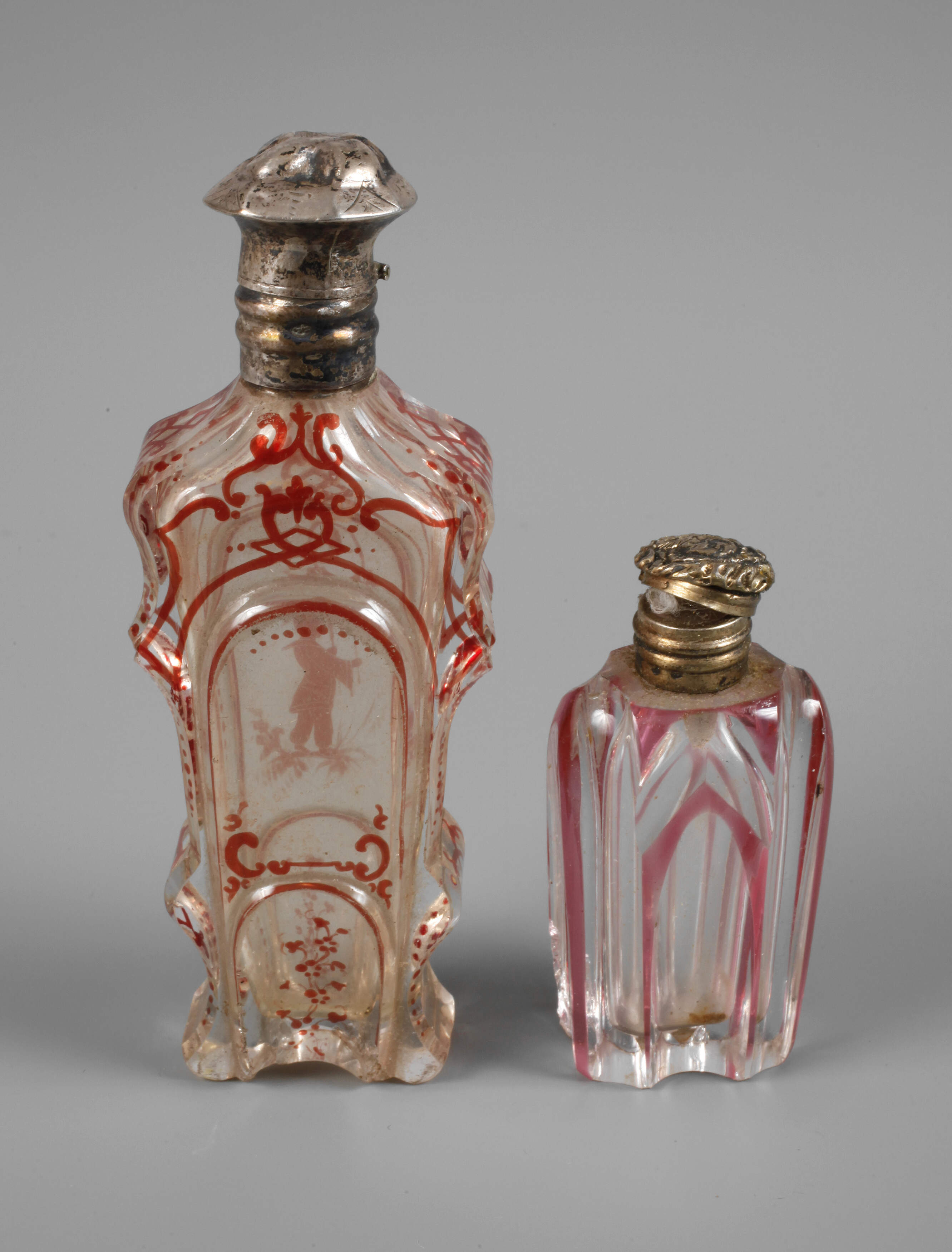 Zwei barocke Flakons mit Silbermontierung