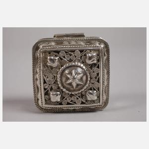 Pillendose Filigranarbeit