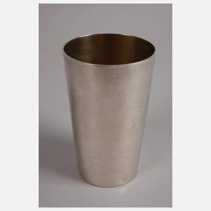 Großer Silberbecher mit Monogramm