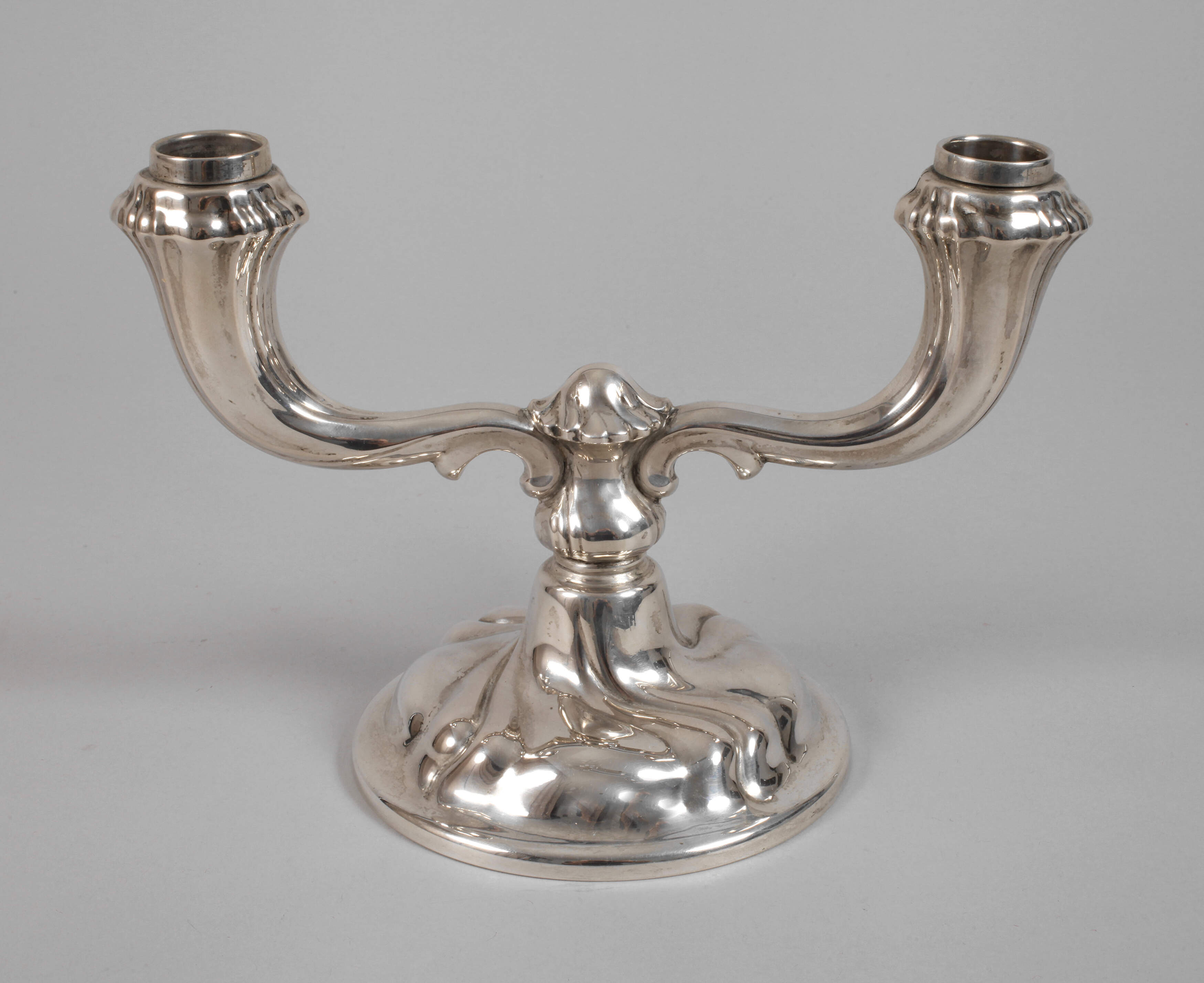 Silber zweiflammiger Kerzenleuchter