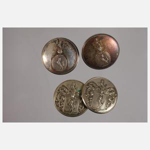 14 Knöpfe aus Adelsbesitz