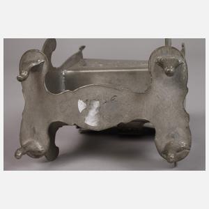 Figürliche Nadelbüchse Zinn