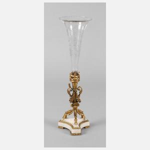 Klassizistische Trichtervase