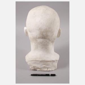 Theodor Georgii, Josef Hoffmann?