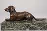Liegender Dackel Bronze