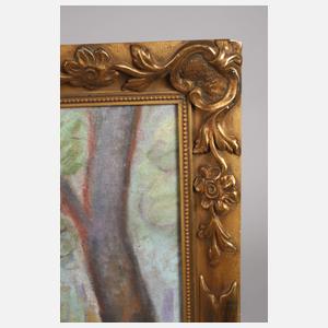 Nackte Mädchen im Wald