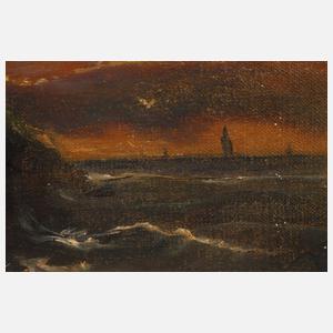 Steilküste im Sonnenuntergang