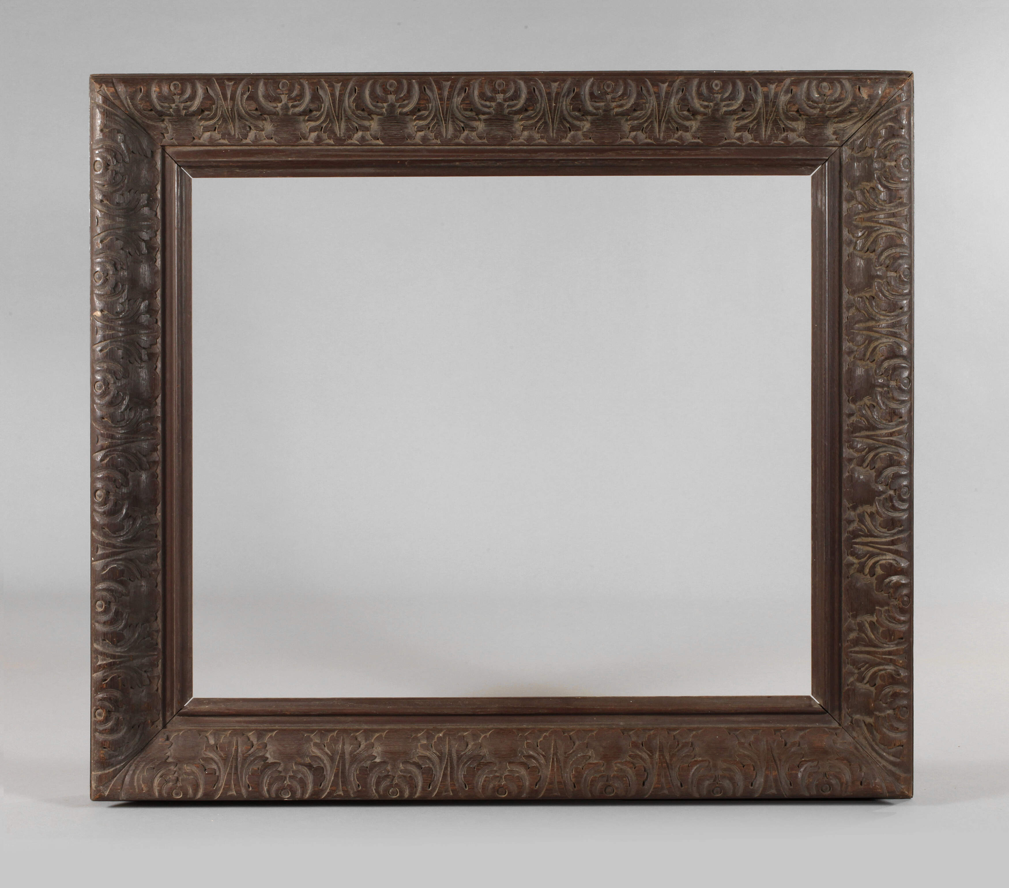 Großer Schnitzrahmen