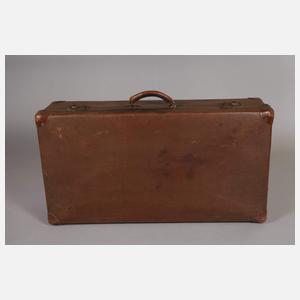 Zwei historische Koffer