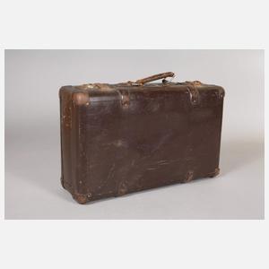 Zwei historische Koffer