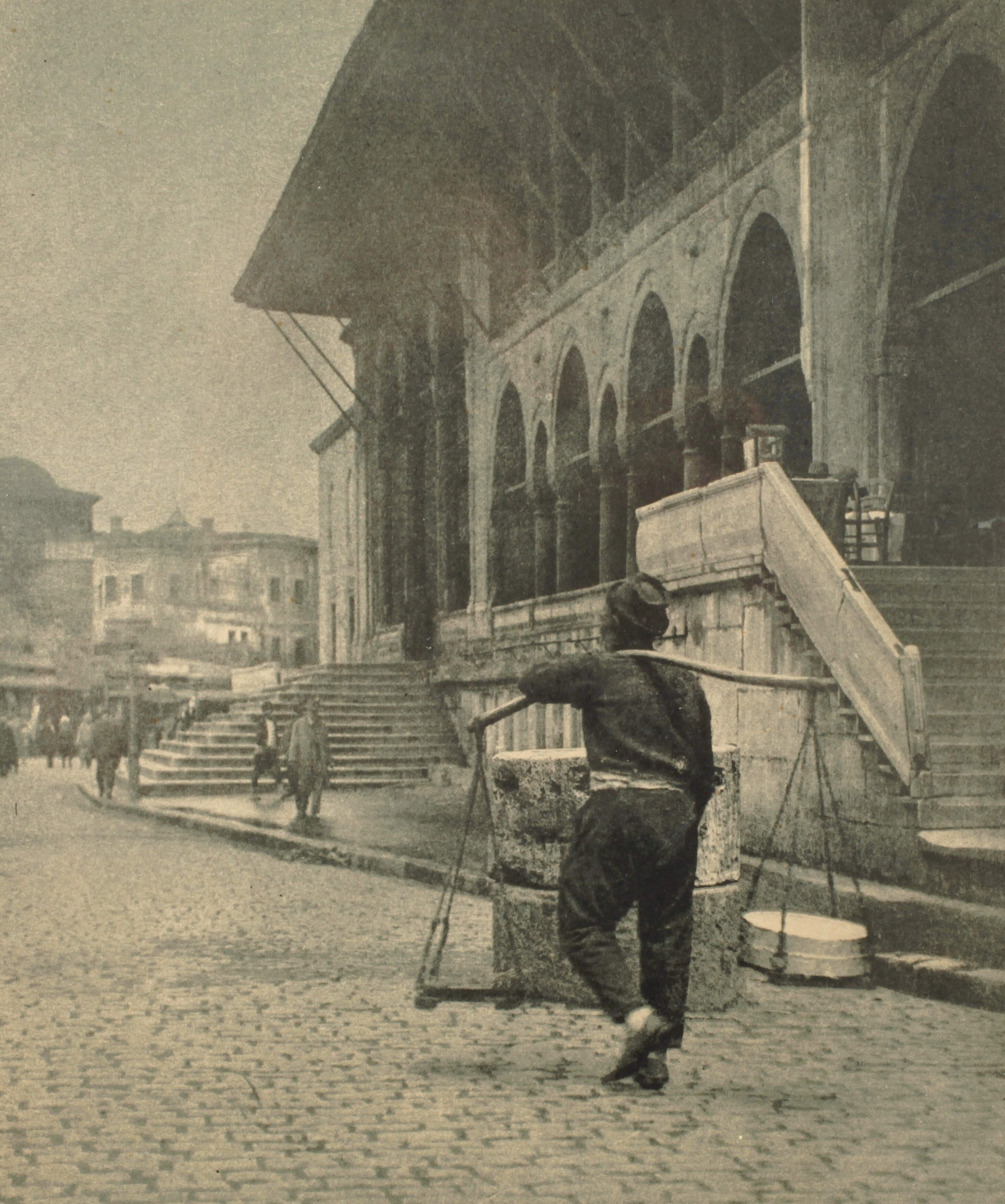 Heliogravüre mit Straßenszene aus Konstantinopel