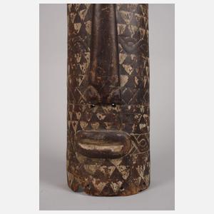 Zwei Helmmasken der Pende