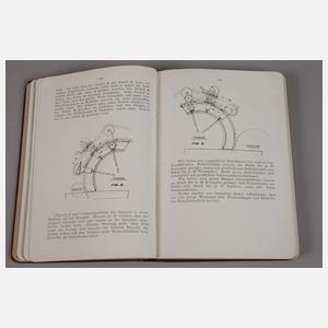 Zwei Textilmaschinen-Handbücher