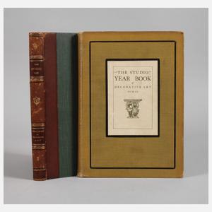 Zwei Bände The Studio Yearbook
