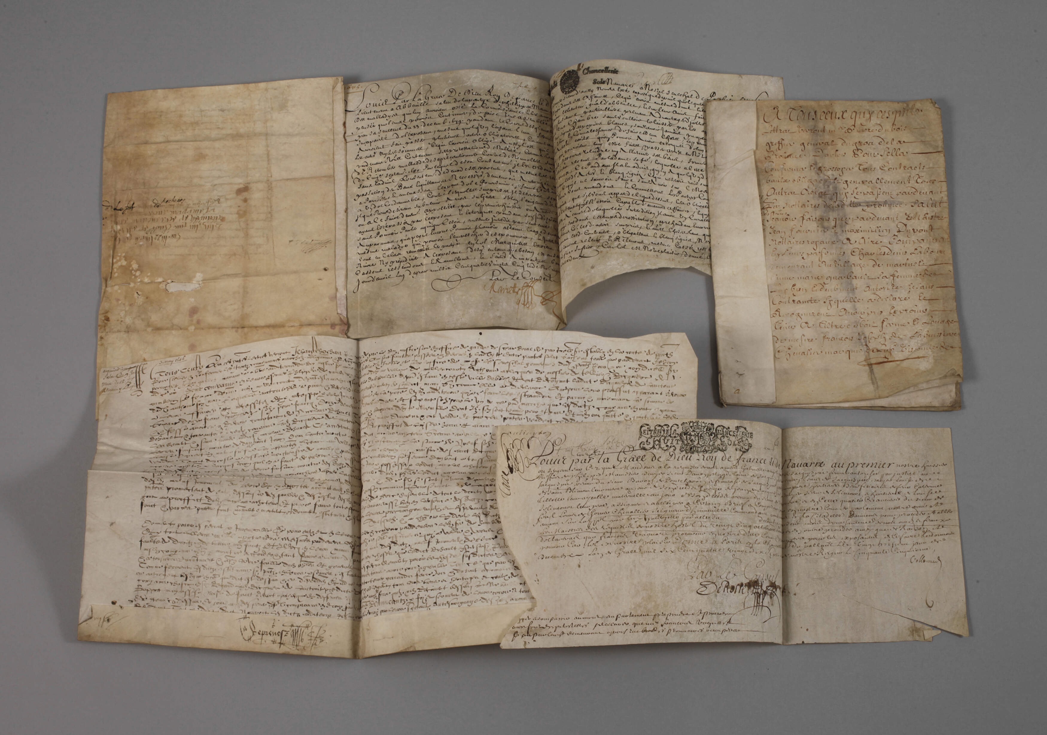 Konvolut französische Pergamenturkunden