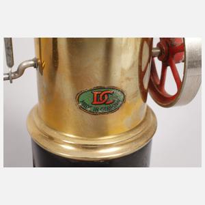 Vier kleine stehende Dampfmaschinen