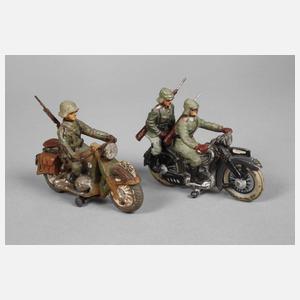 Zwei Kradschützen mit Massekrad