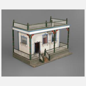 Großes Puppenhaus mit Terrasse