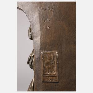 Goldscheider Wien monumentale Figurenuhr