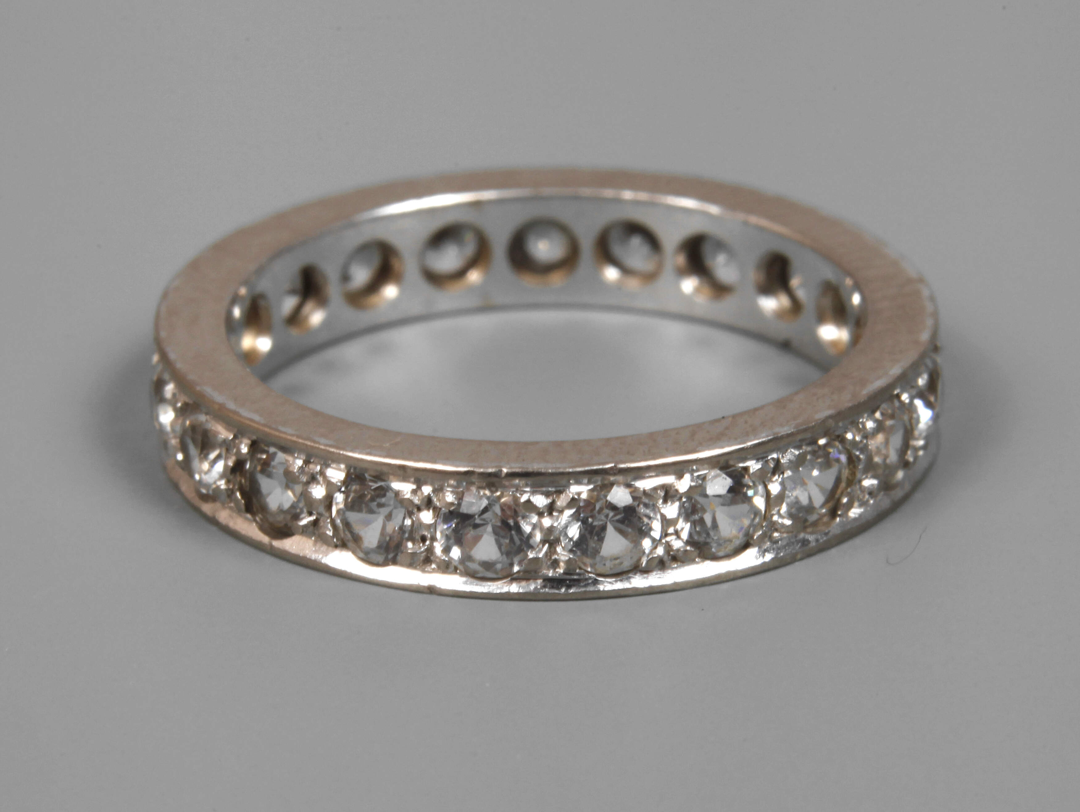 Memoryring mit Brillanten