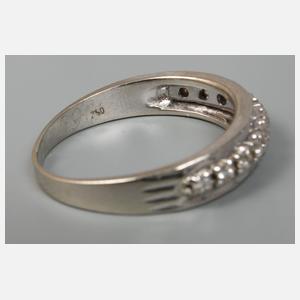 Damenring mit Diamanten