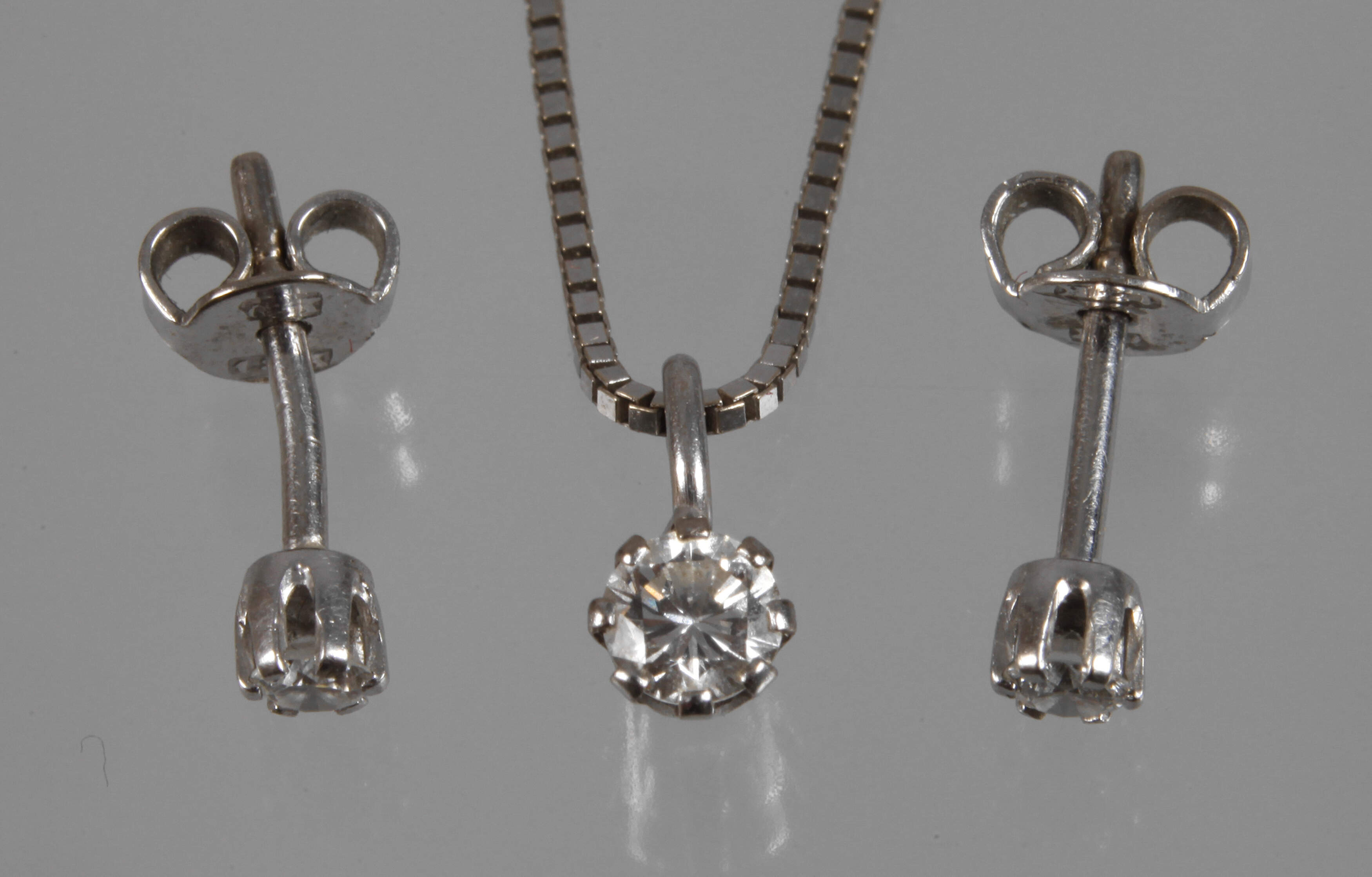 Schmuckset mit Brillanten