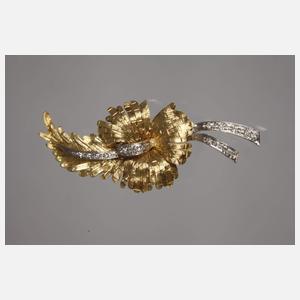 Brosche mit Diamanten