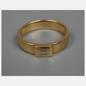 Bandring mit Diamant