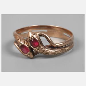 Schlangenring mit Rubinen