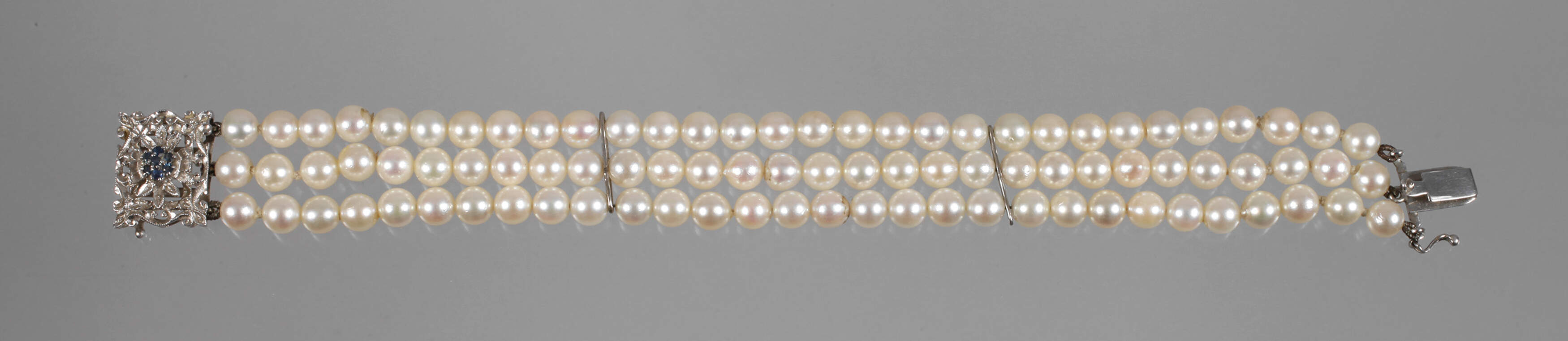 Dreireihiges Perlenarmband