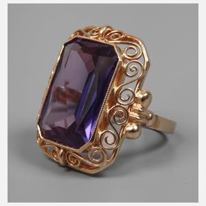 Damenring mit Steinbesatz