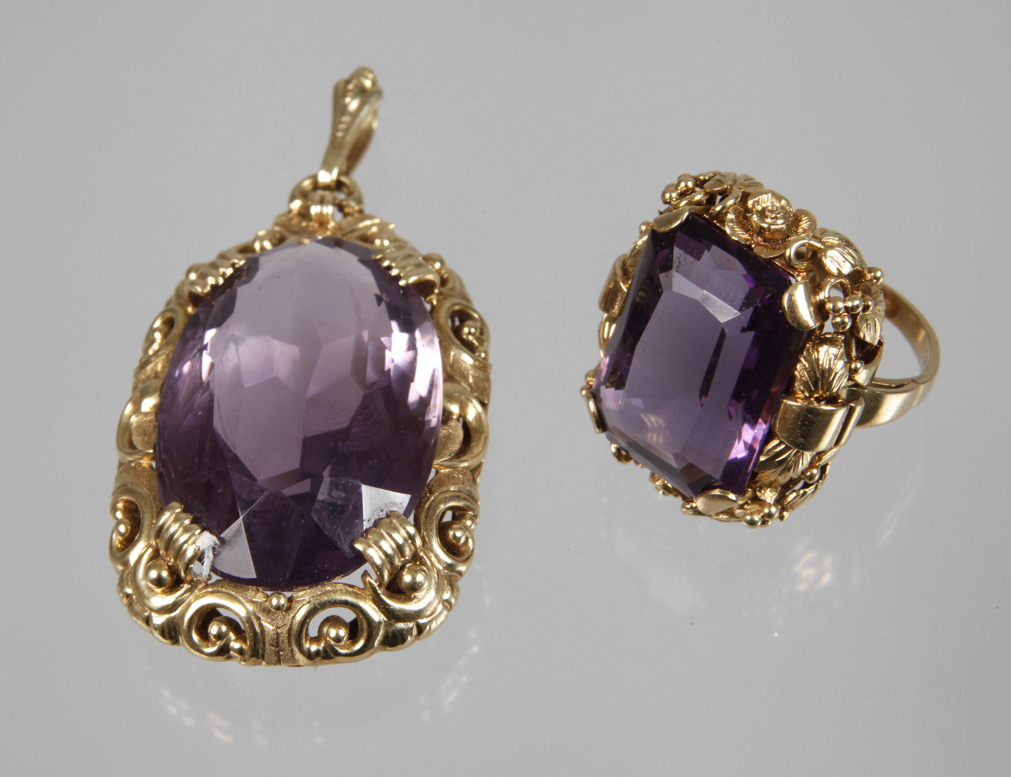 Ring und Anhänger mit Amethyst