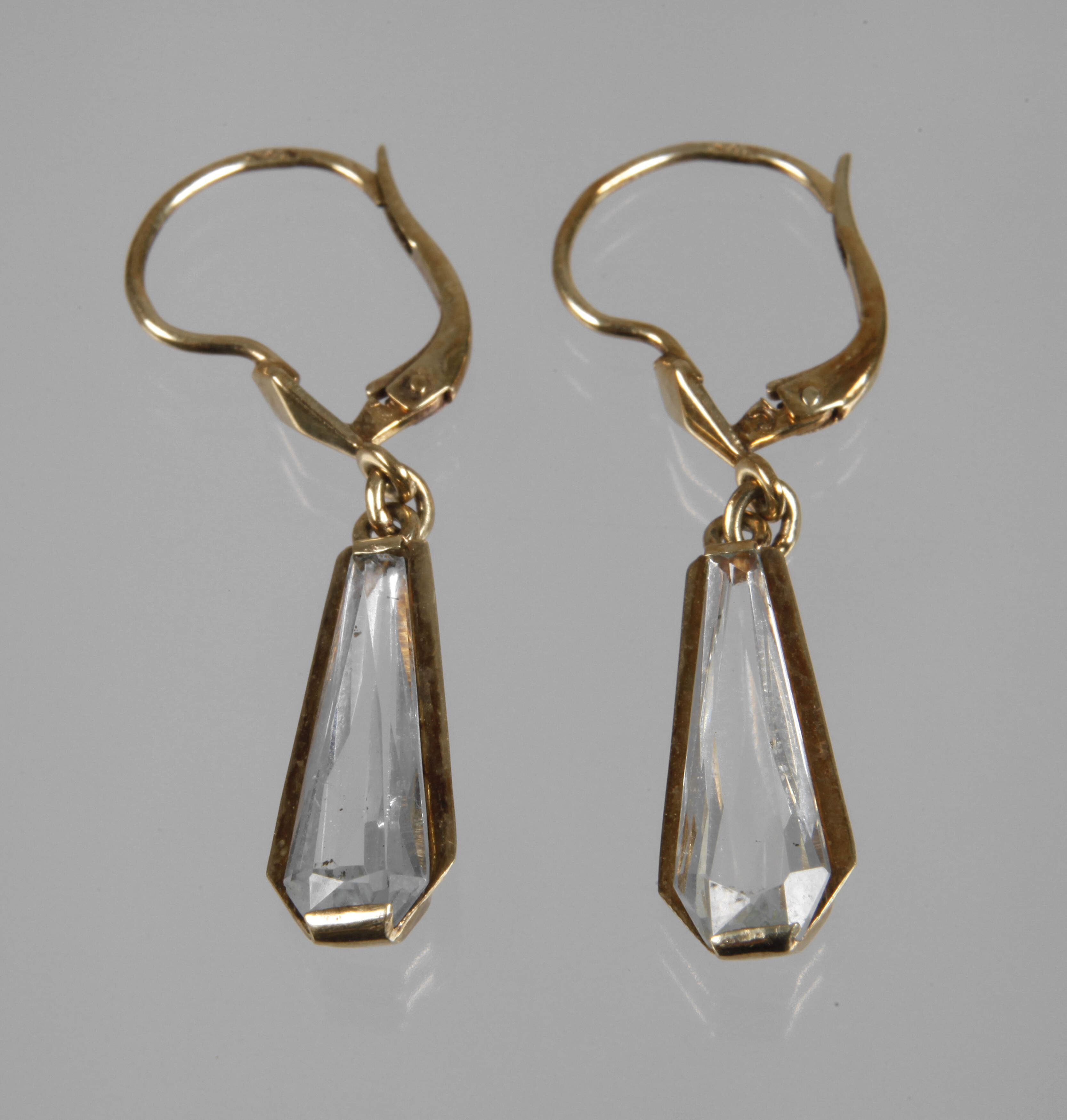 Paar Ohrhänger mit Aquamarinen