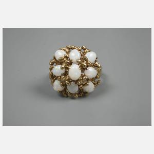 Damenring mit Edelopalen