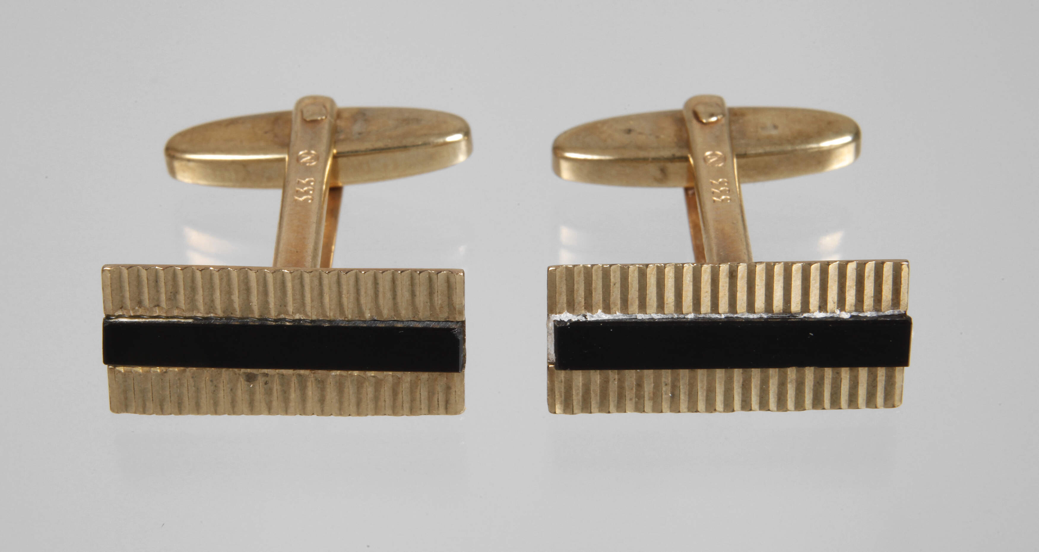 Paar Manschettenknöpfe