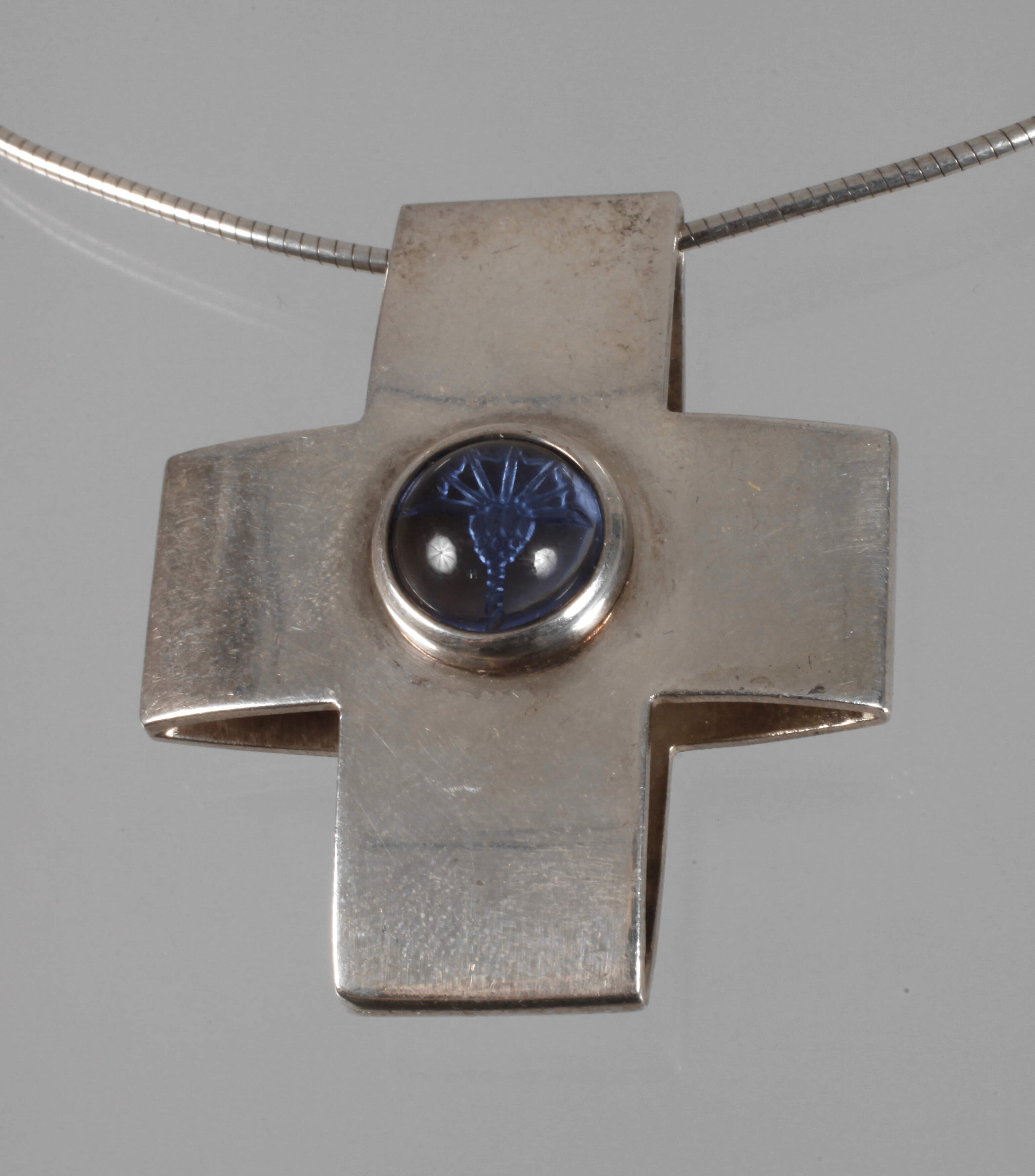 JOOP, Anhänger an Kette