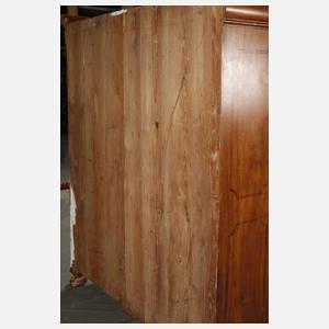 Kleiner barocker Dielenschrank