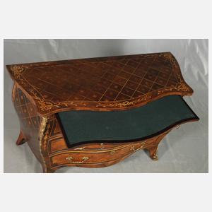 Feine Rokoko-Kommode Pierre Langlois attr.