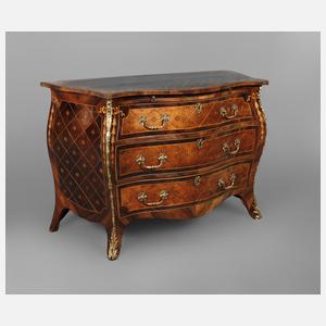 Feine Rokoko-Kommode Pierre Langlois attr.