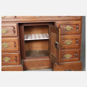 Kleiner Barockschreibtisch