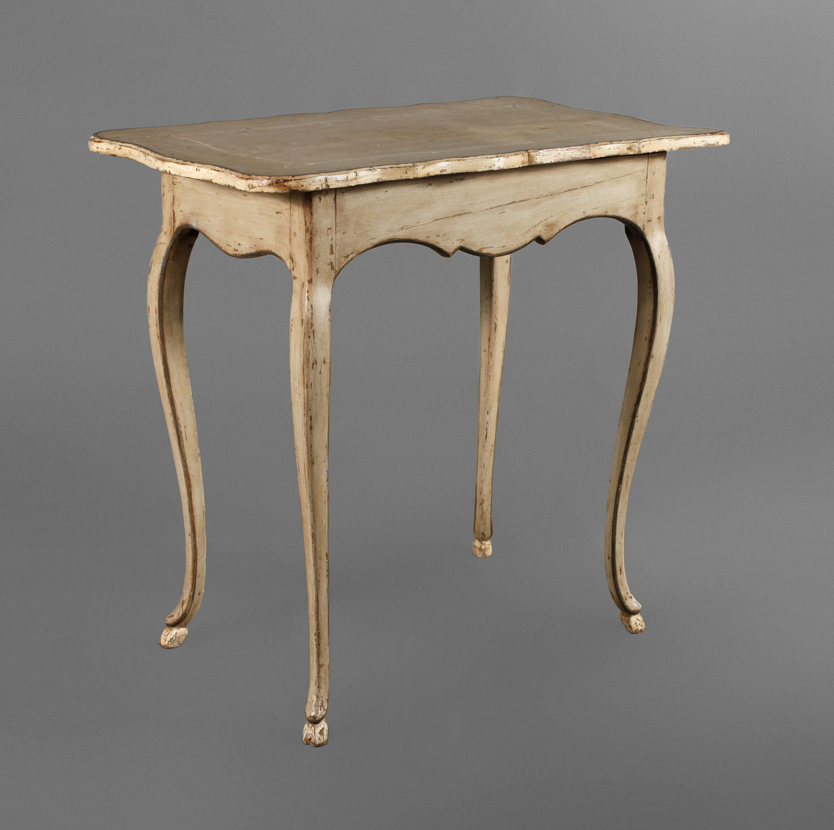 Kleines Barocktischchen