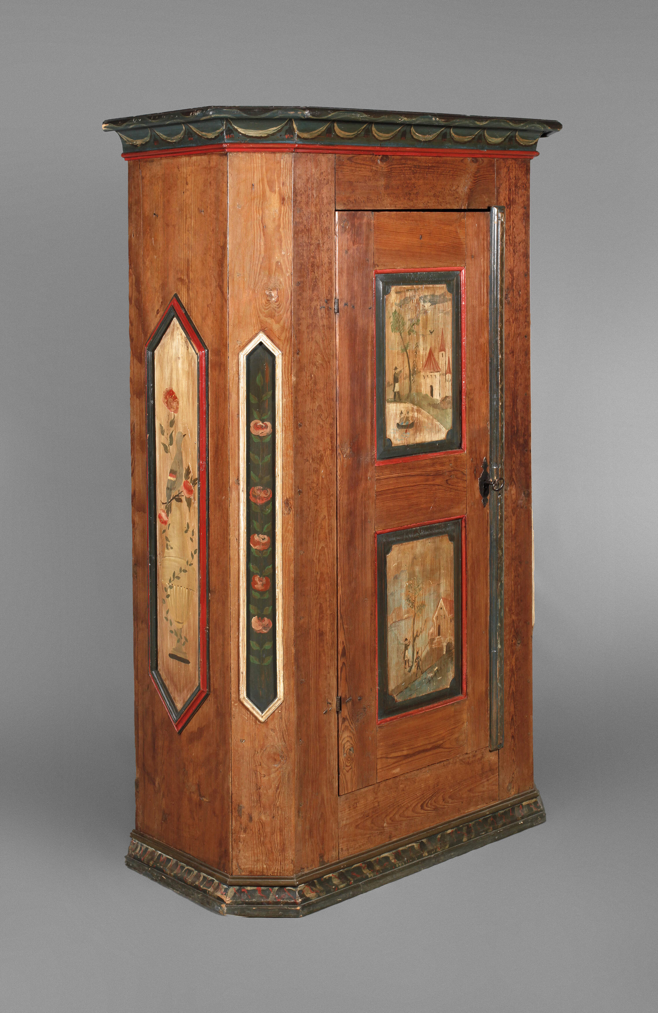 Barocker Bauernschrank