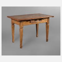 Klassizistischer Tisch111