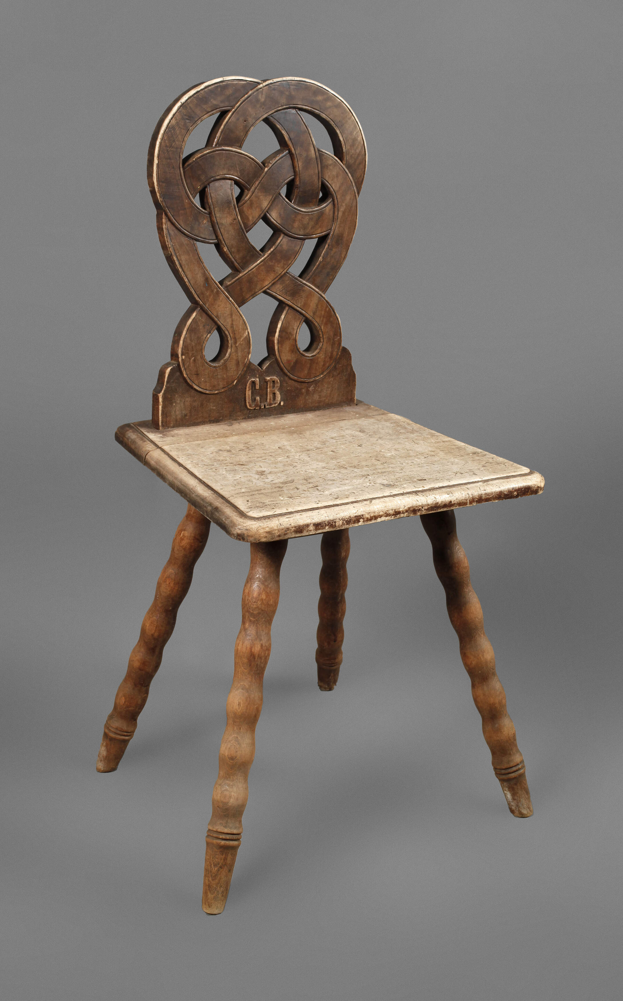 Bäuerlicher Brettstuhl