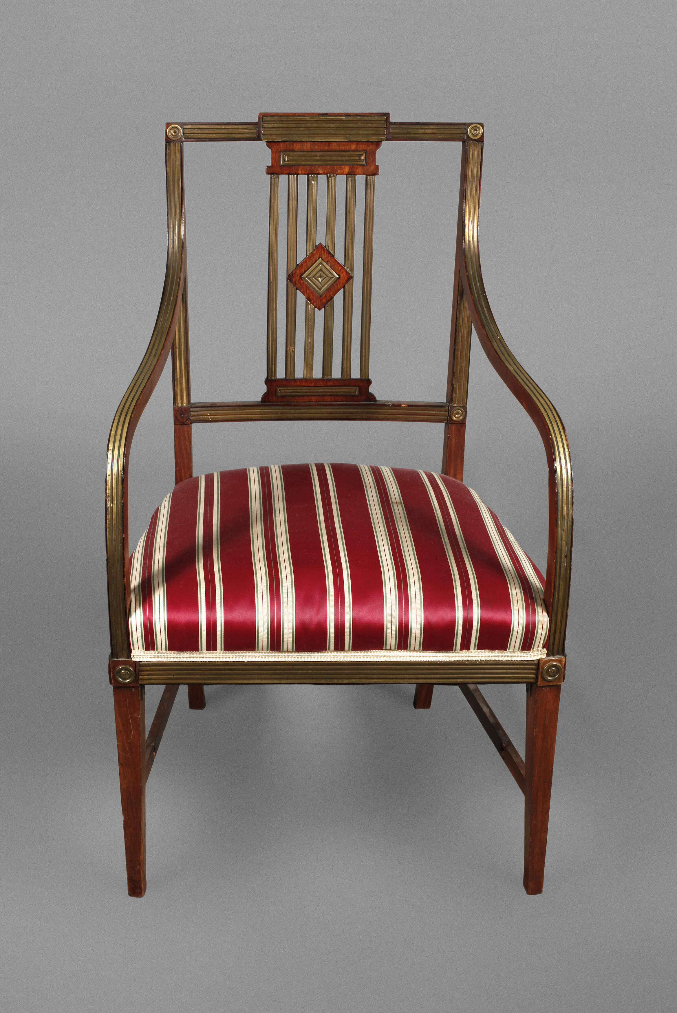 Klassizistischer Armlehnstuhl