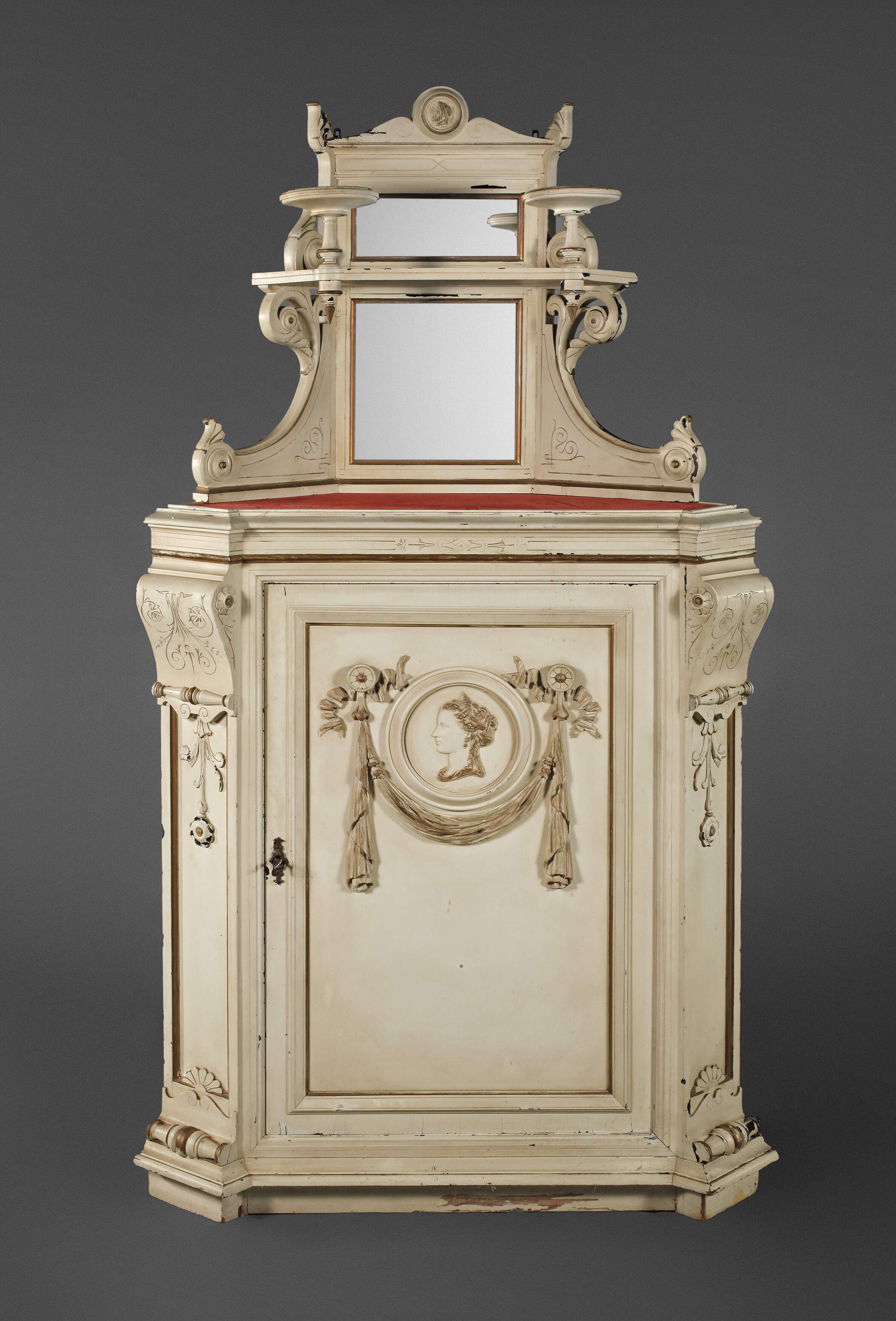 Eckschrank Historismus