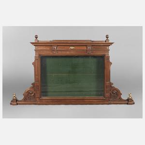 Wandvitrine Historismus