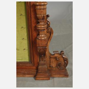 Wandvitrine Historismus