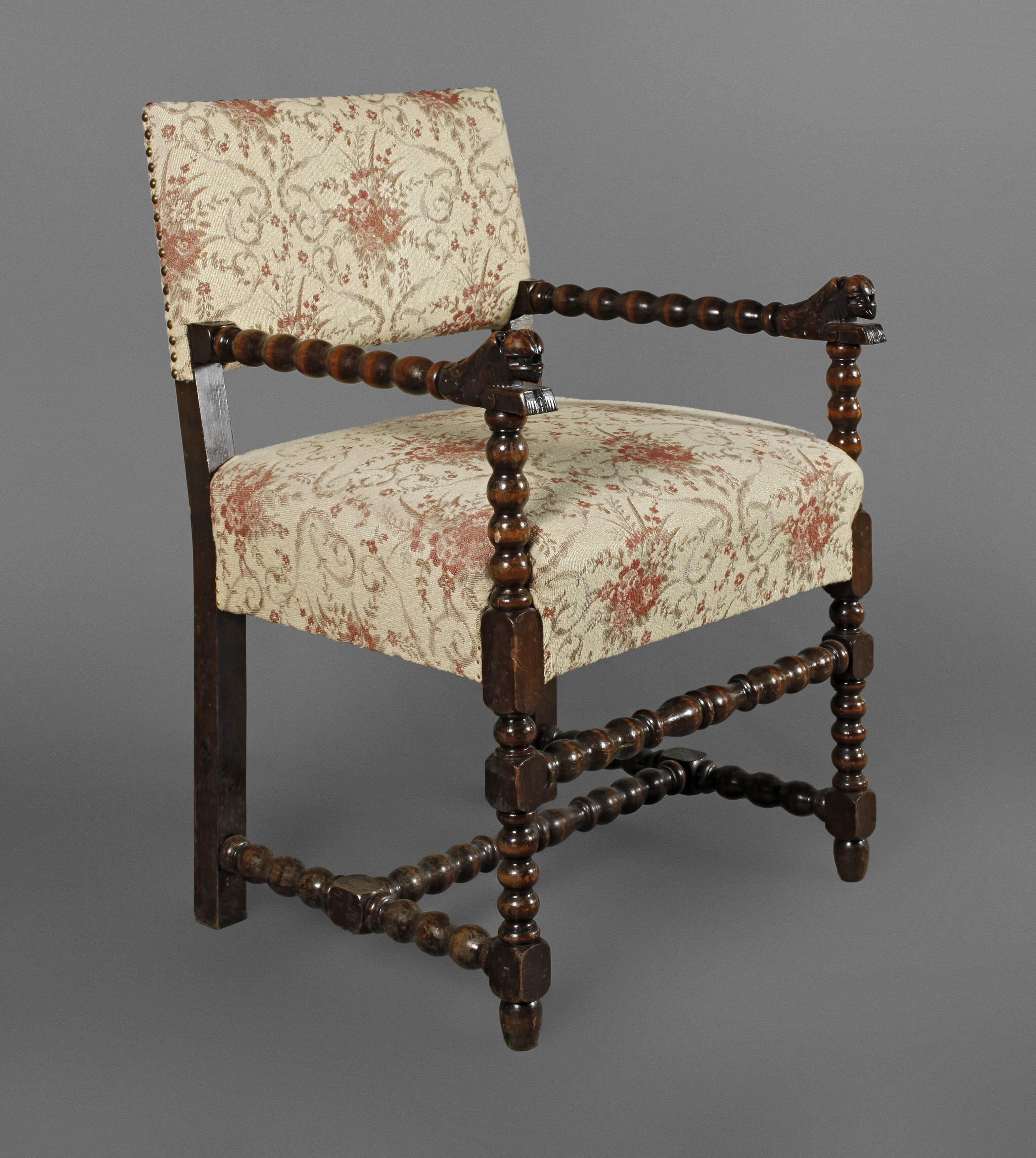 Armlehnsessel im Renaissancestil