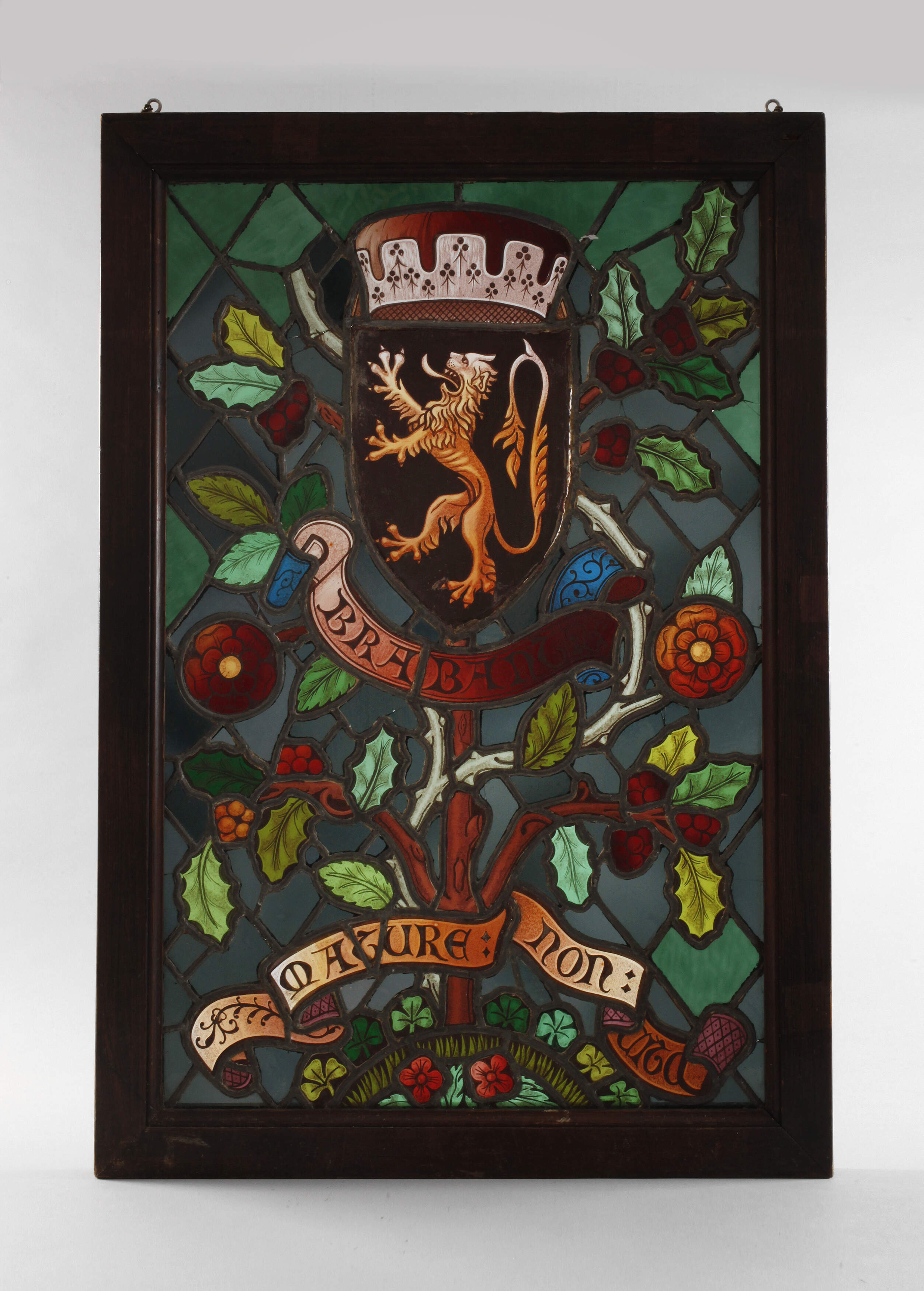 Bleiglasfenster mit Wappen